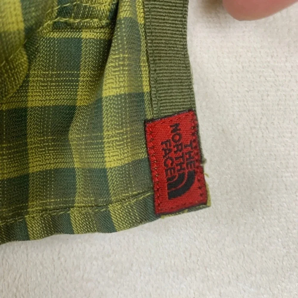 The North Face Mens Large Green Plaid Modal Blend Long Sleeve Button Down AD7B